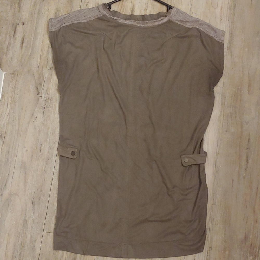 3/$20 🍁 Zara Top